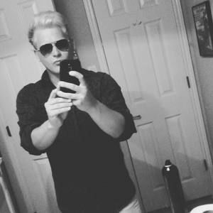 Meet your Posher, Mark